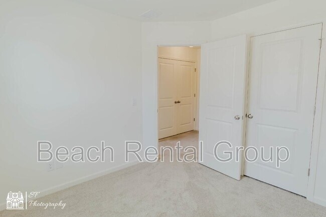 Building Photo - 300 Cherwell ct