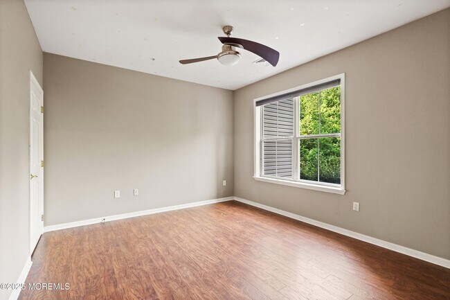 Building Photo - 414 Sloan Ct