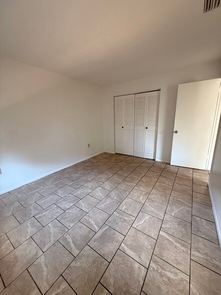 Building Photo - 1108 Amble Ln