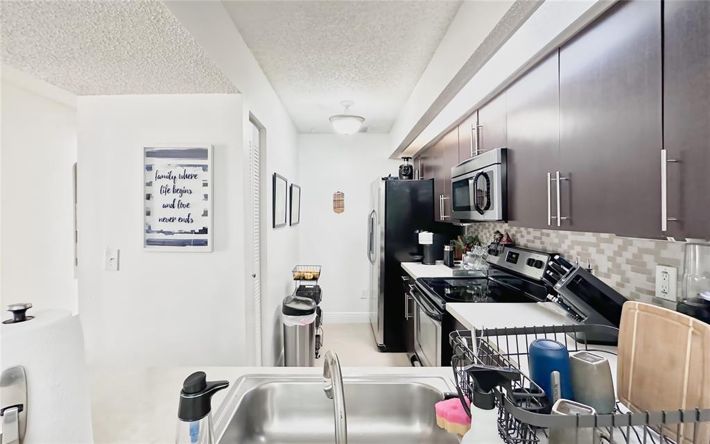 Building Photo - 18870 NW 57th Ave