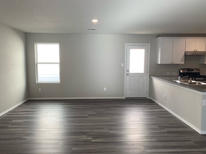 Building Photo - 4818 Republic View