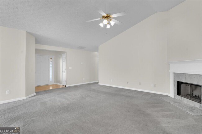Building Photo - 2343 Cove Lake Way