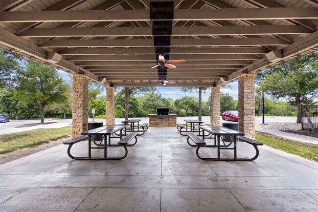 Building Photo - 426 Tequila Ranch