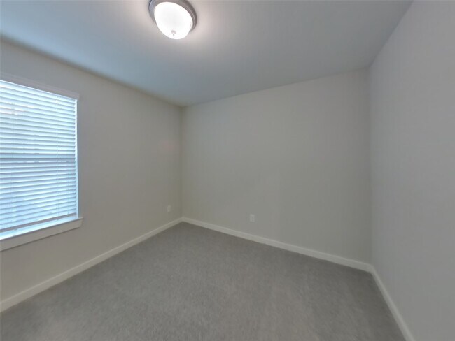 Building Photo - 22845 Terrazzo Dr