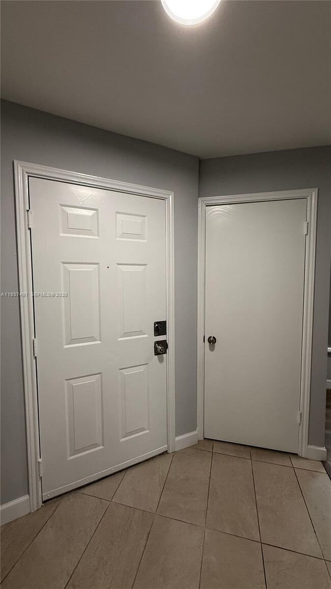 Building Photo - 2642 NW 33rd St