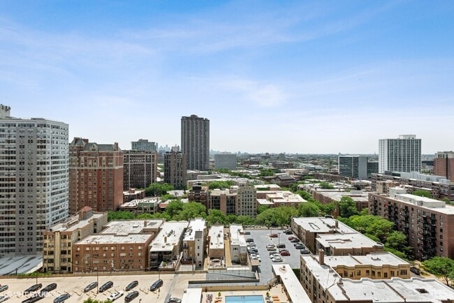 Building Photo - 655 W Irving Park Rd