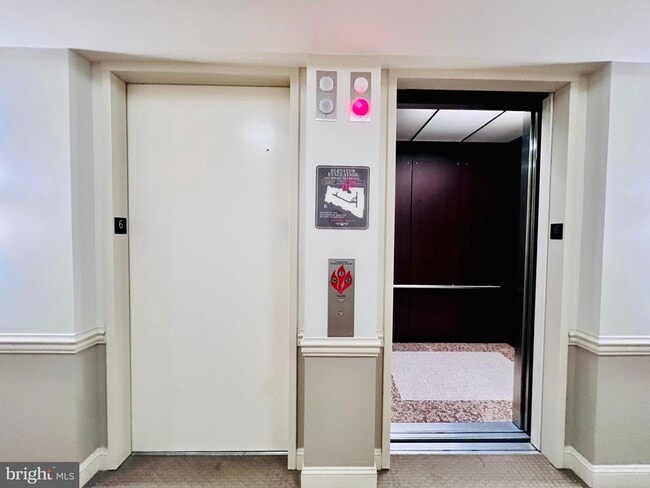 Building Photo - 1441 Rhode Island Ave NE