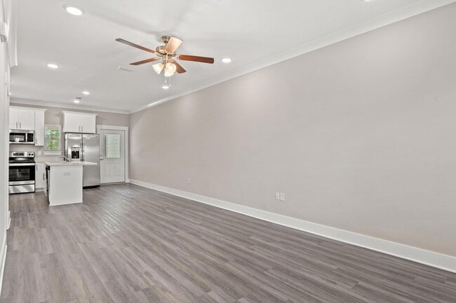 Building Photo - 118 N Sand Palm Rd