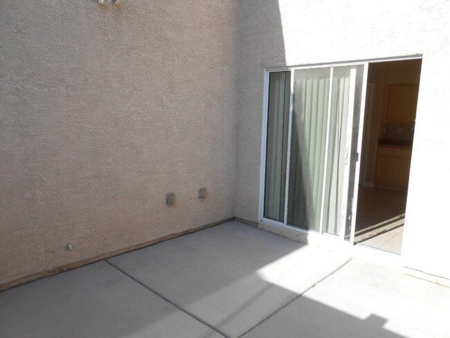Building Photo - Cute Single Story Home in NW Gated Community