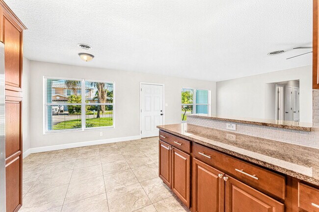 Building Photo - 406 N Neptune Dr