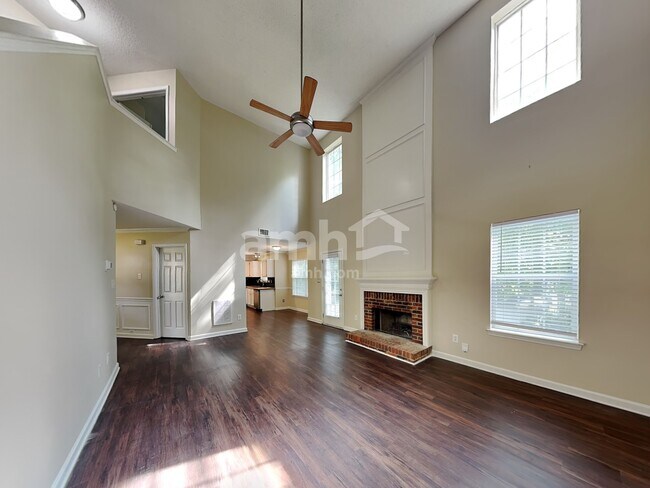 Building Photo - 7614 Henderson Park Rd