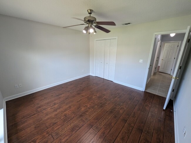 Building Photo - 462 Sandmore Shores Dr