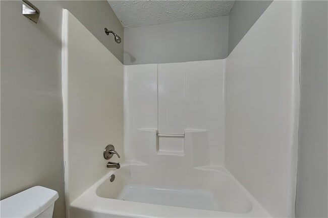 Building Photo - 578 Arbor Ridge Dr