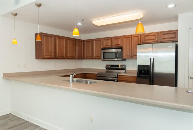 Building Photo - 113 Brooks St SE