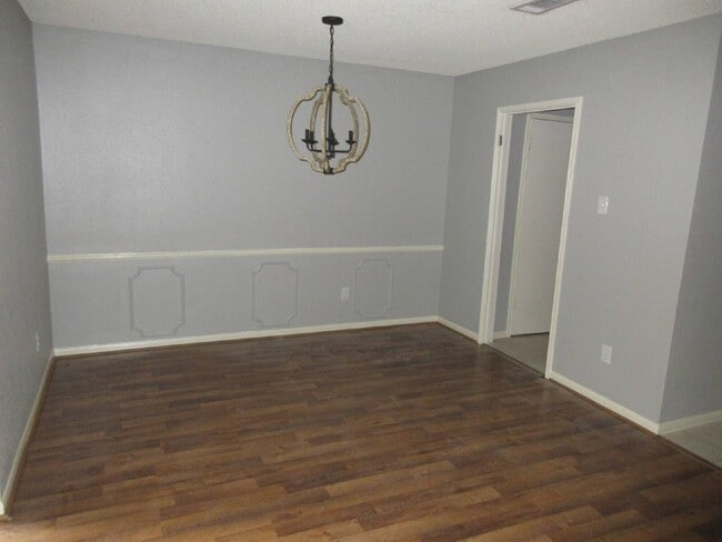 Building Photo - 14551 Misty Meadow Ln