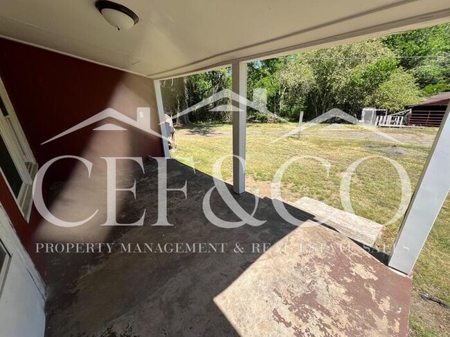 Building Photo - Secluded 2BR Retreat with Spacious Layout in Roebuck, SC!