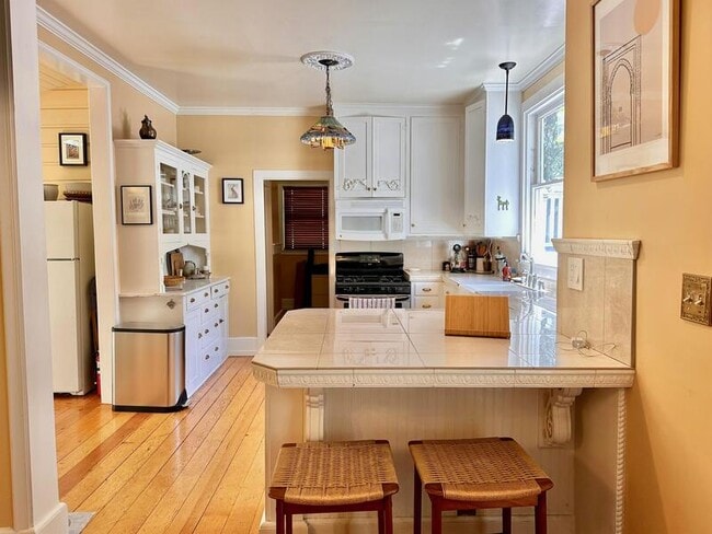 Building Photo - 212 Nevada St