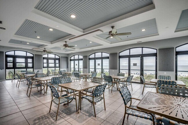 Building Photo - 5801 Oyster Catcher Dr