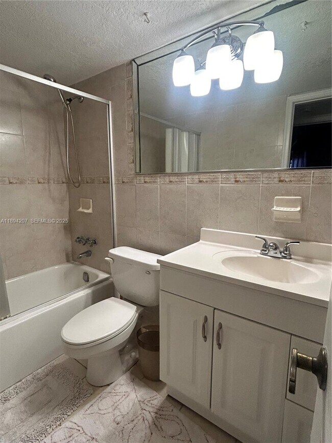 Building Photo - 8962 S Hollybrook Blvd