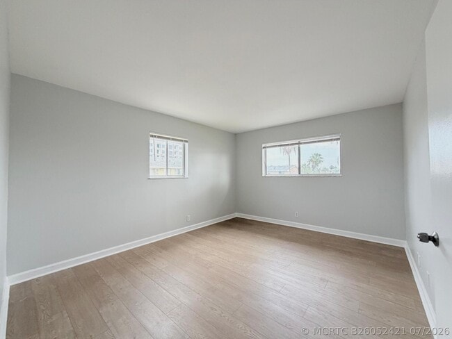 Building Photo - 1501 Crescent Cir