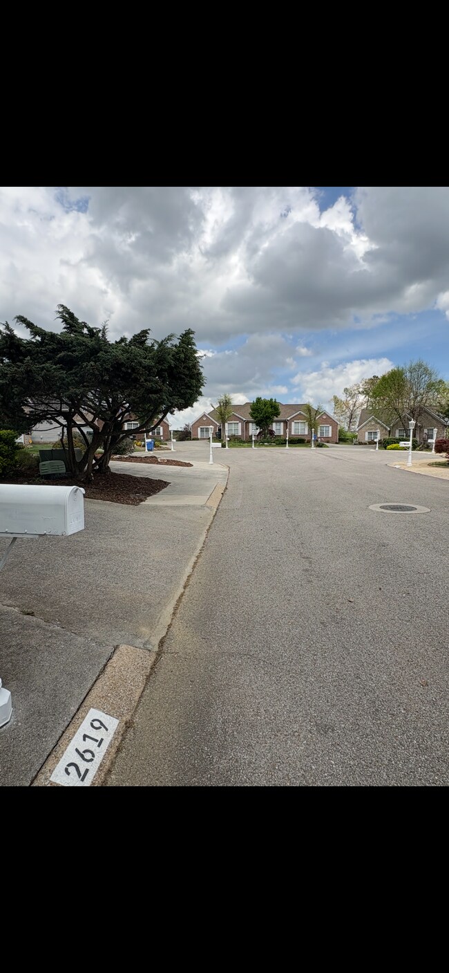 Building Photo - 2619 Kingsley Ct