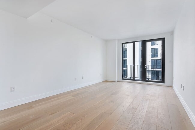 Building Photo - 37-14 34th St