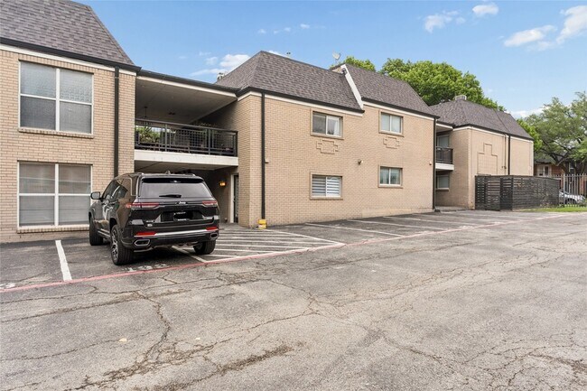 Building Photo - 10109 Regal Park Ln