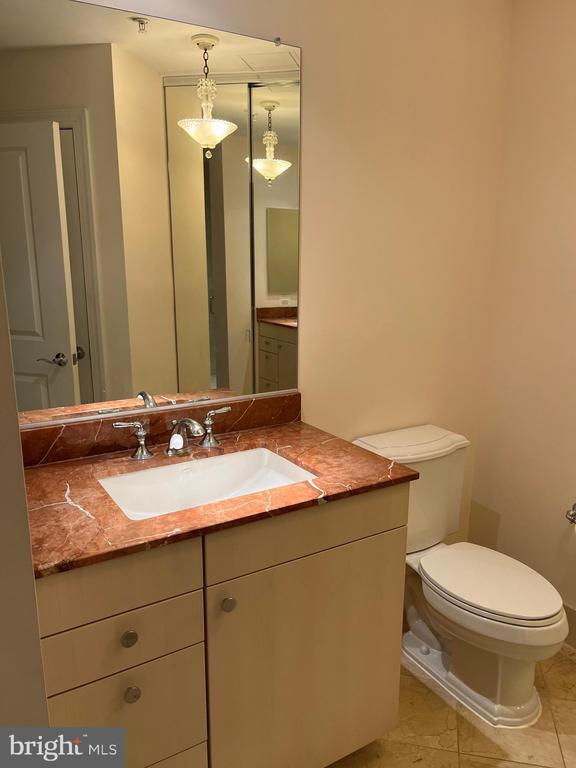 Building Photo - 2425 L St NW