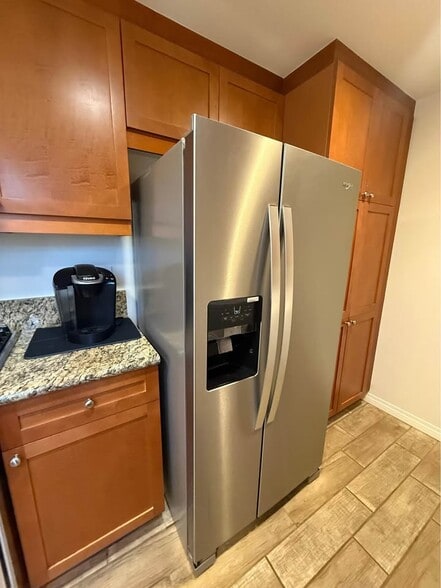 Building Photo - 17230 Newhope St