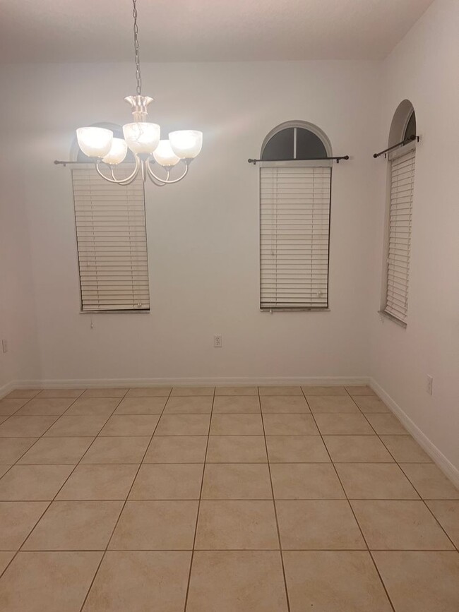 Building Photo - Fantastic 3 bed/ 2bath in Bellalago