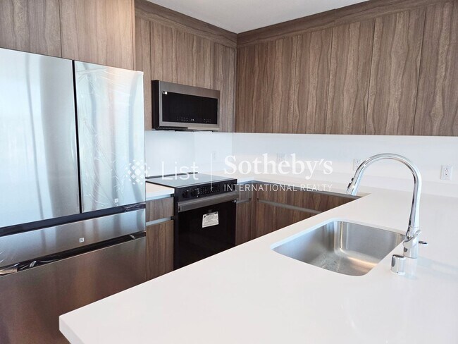 Building Photo - The Park on Keeaumoku #2919L | Honolulu, HI