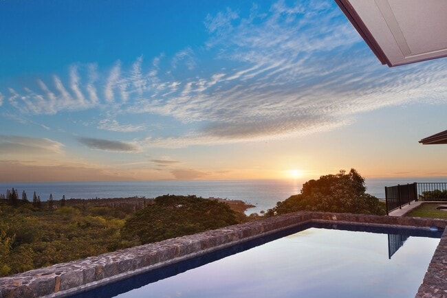 Building Photo - Stunning New Custom Home in Bayview Estates – Your Slice of Paradise