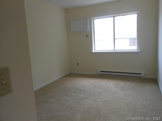 Building Photo - 160 Willow Springs