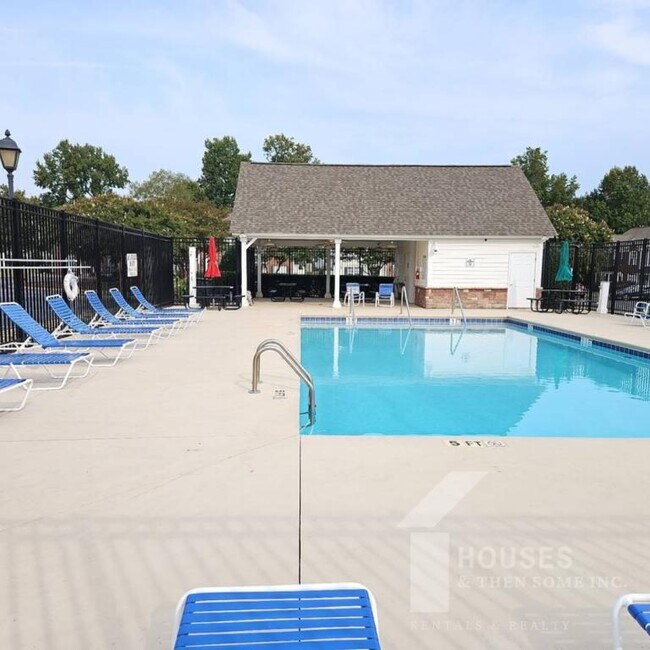 Building Photo - 151 Spring Crossing Cir