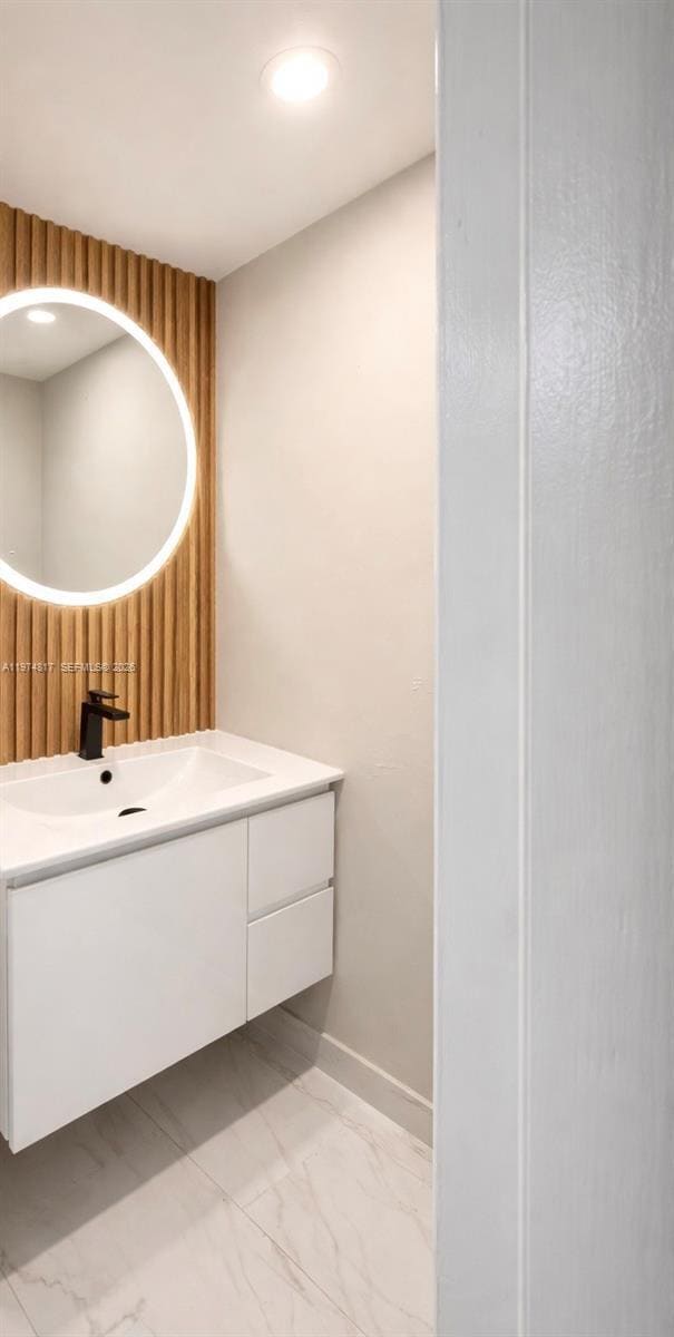 Building Photo - 5935 W 16th Ln