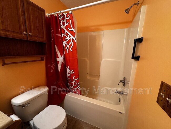 Building Photo - 7501 Ravens Stone Dr