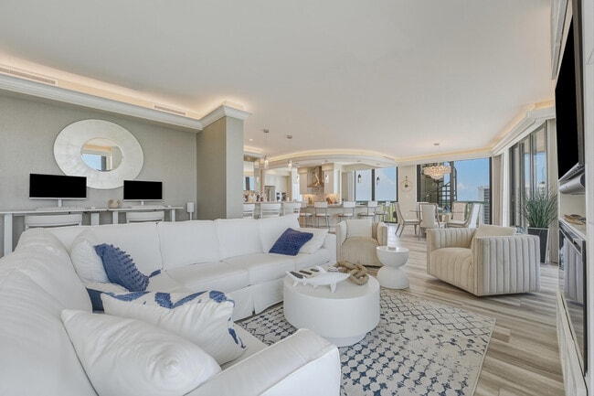 Building Photo - 9900 S Ocean Dr
