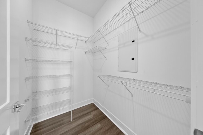 Building Photo - 121 34th St