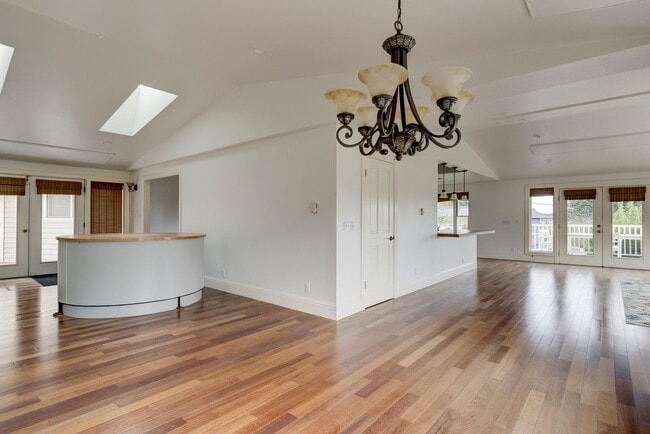 Building Photo - Charming Upper-Level Home with Water View – Walk to Downtown Coupeville - Landscaping Included