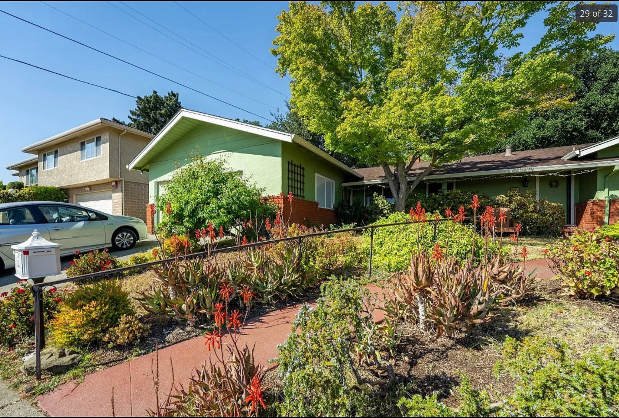 Building Photo - 136 Farallon Dr