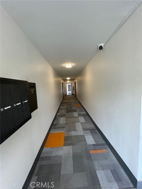 Building Photo - 5400 Radford Ave