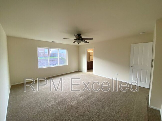 Building Photo - 20024 19th Ave E