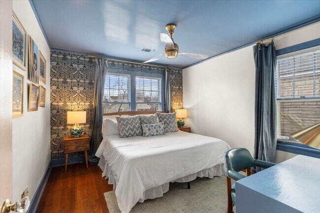 Building Photo - 1790 Lyndale Ave