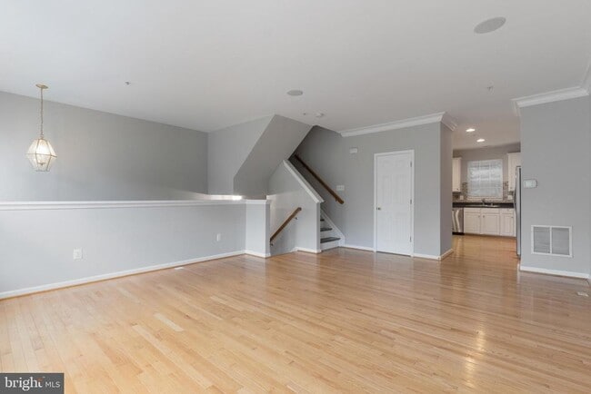 Building Photo - 7041 Water Oak Rd