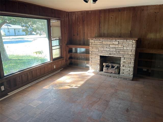 Building Photo - 2420 Oakwood Terrace