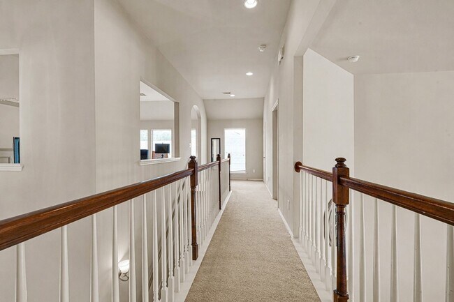 Building Photo - 25806 Palmdale Estate Dr