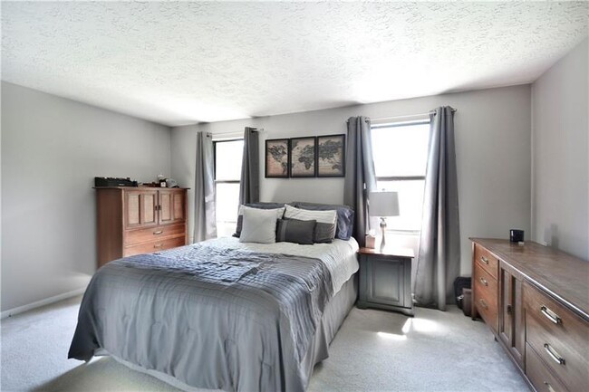 Building Photo - 411 Brookside Ct