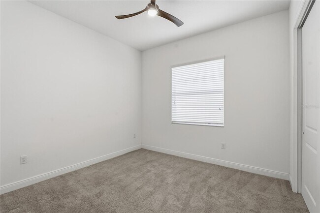 Building Photo - 30588 Chesapeake Bay Dr