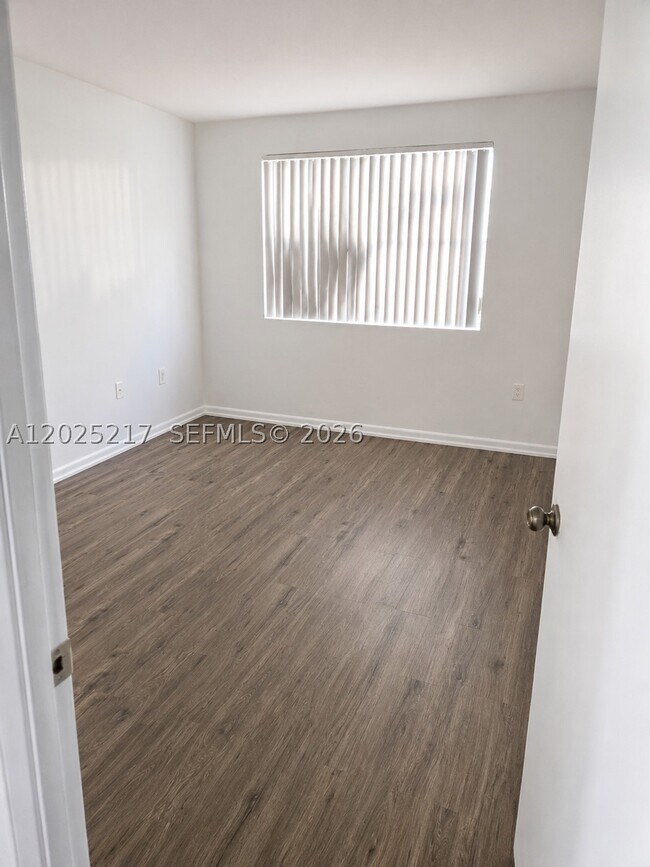 Building Photo - 2240 SW 81st Ave