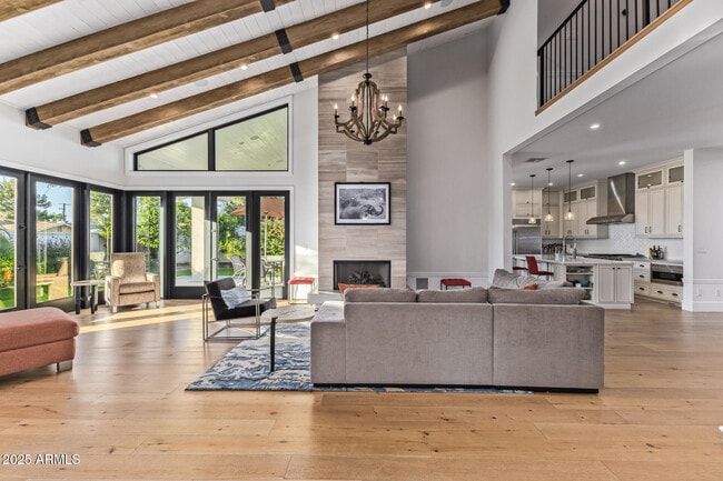 Building Photo - 3810 E Campbell Ave